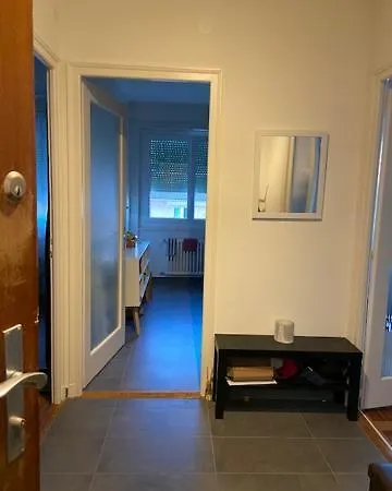 Apartmán Standing Meuble Et Tres Bien Situe